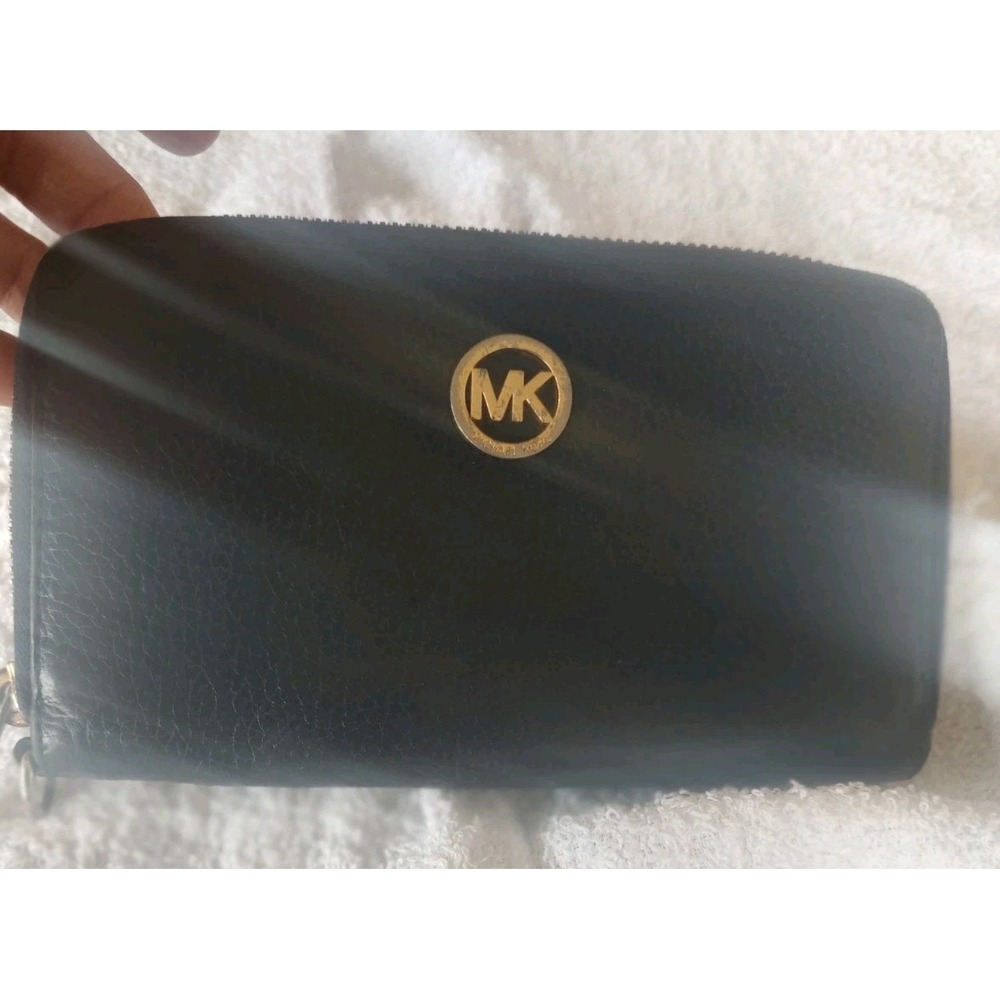 Michael Kors Wristlet Coin Purse Travel Signature Logo Smartphone/Wallet Leather